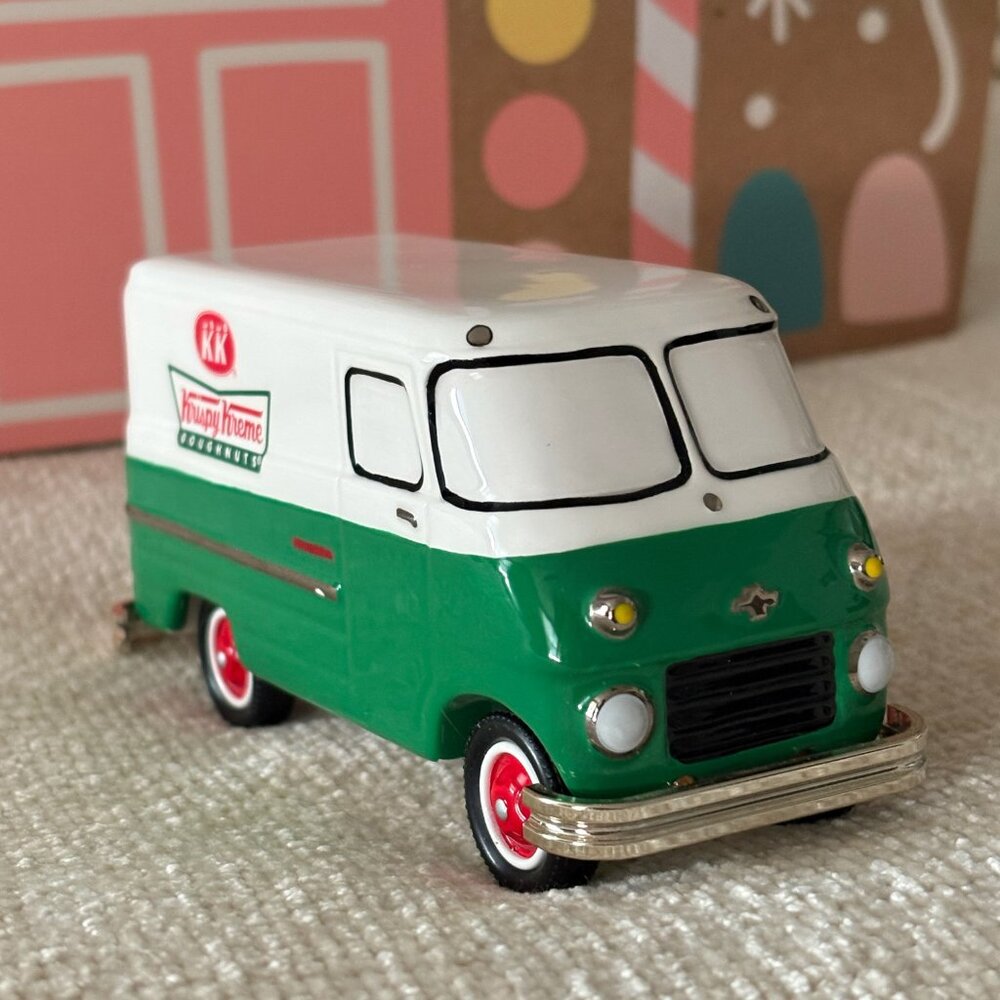 Dept 56 Snow Village ~Krispy Kreme Doughnut Deliveries~